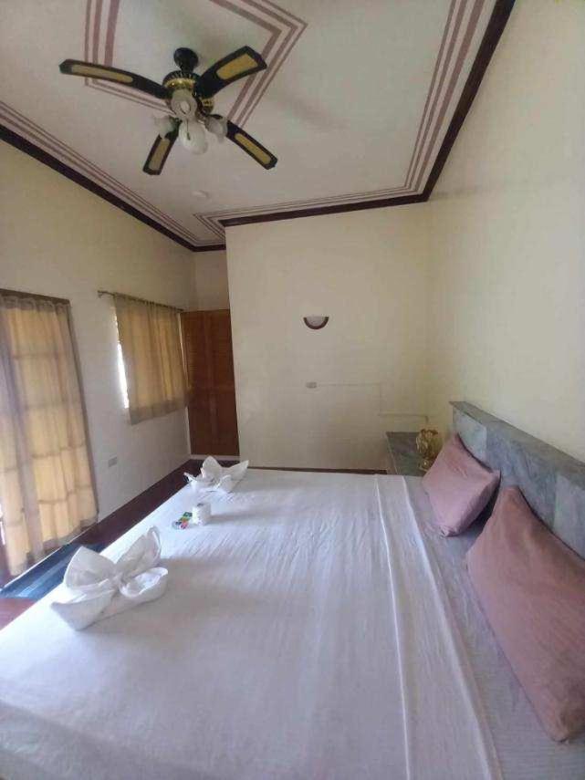Dolphinbay Resort Puerto Galera Kültér fotó
