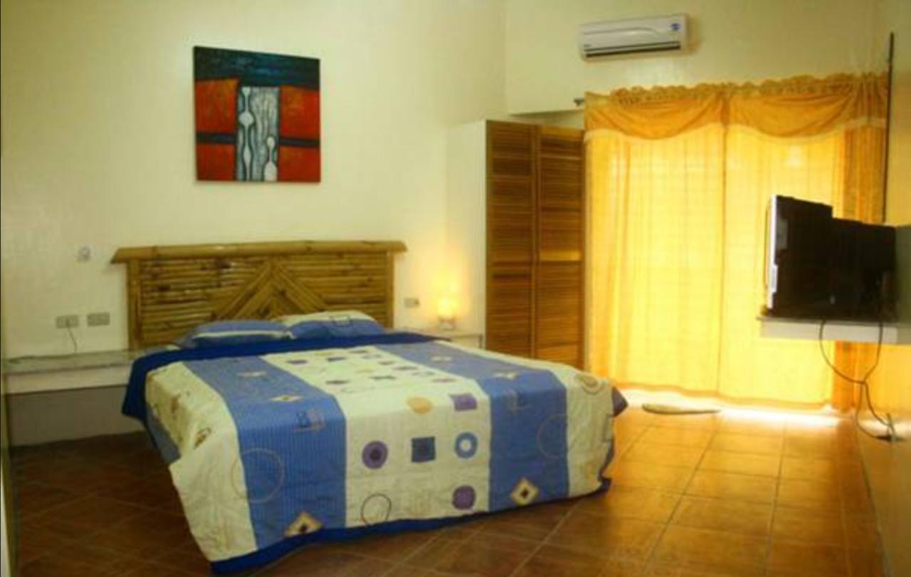 Dolphinbay Resort Puerto Galera Kültér fotó