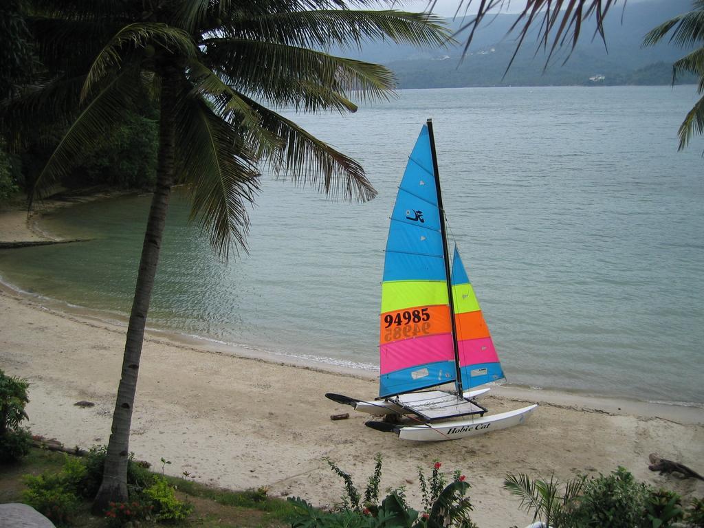 Dolphinbay Resort Puerto Galera Kültér fotó